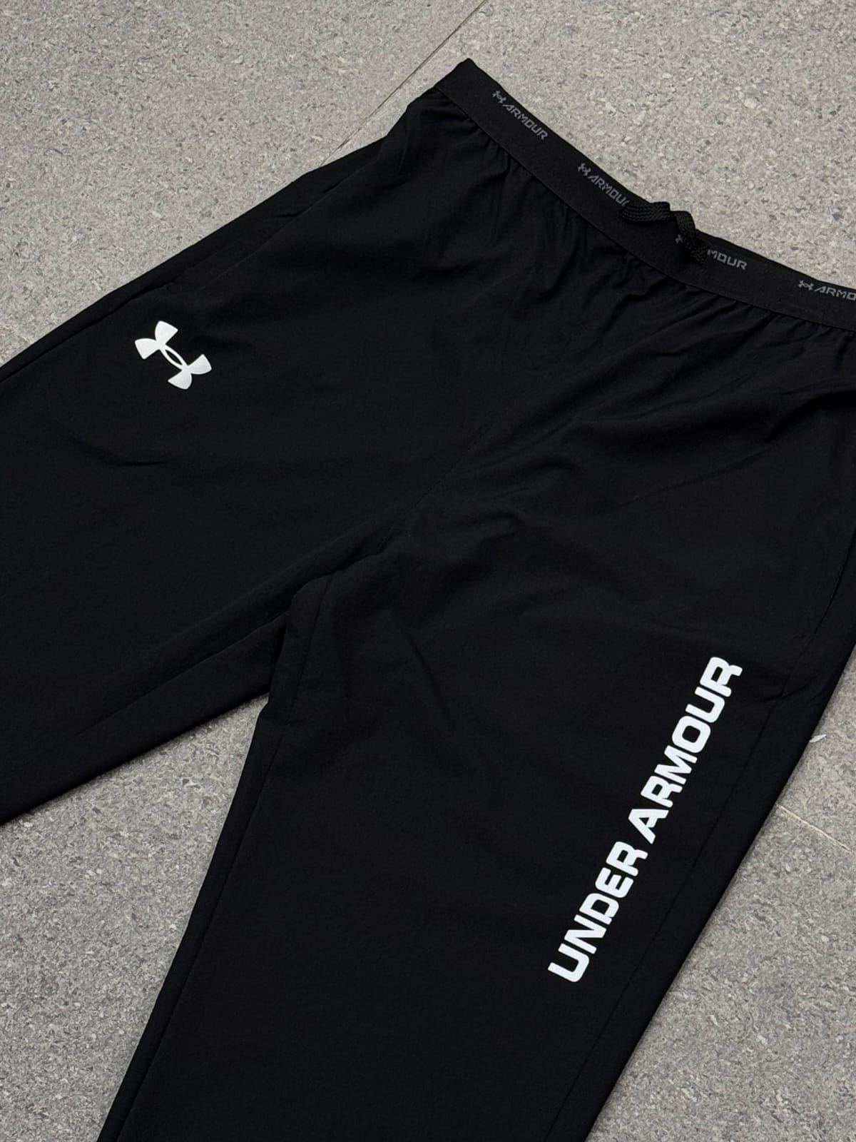 Pantalon Under AR 1 ere qualite 2026